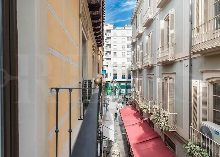 Daire Charming With Private Patio By Rems Málaga