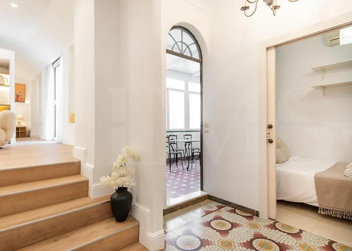 Charming With Private Patio By Rems Daire *