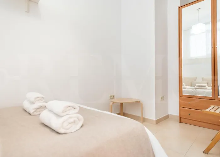 Charming With Private Patio By Rems * Málaga